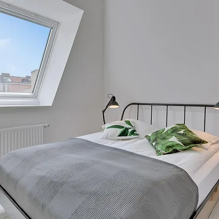 Apart-hotel Tartaczna 3*